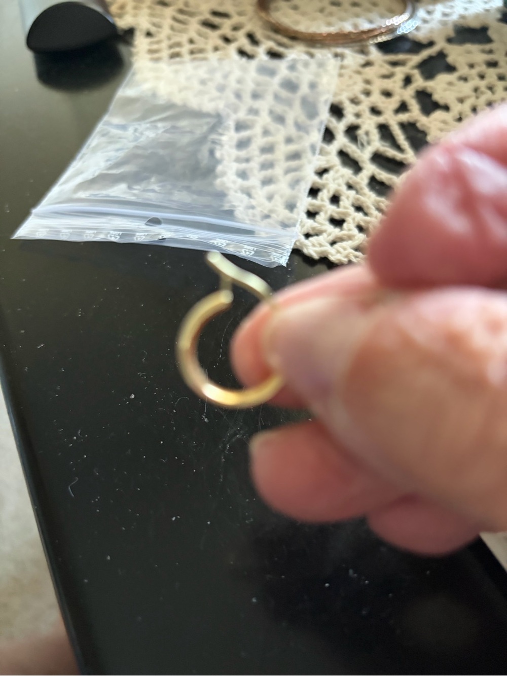 14 kt Gold Hoop Hinge Earrings - Classic Everyday Hoops - Picture 2 of 4